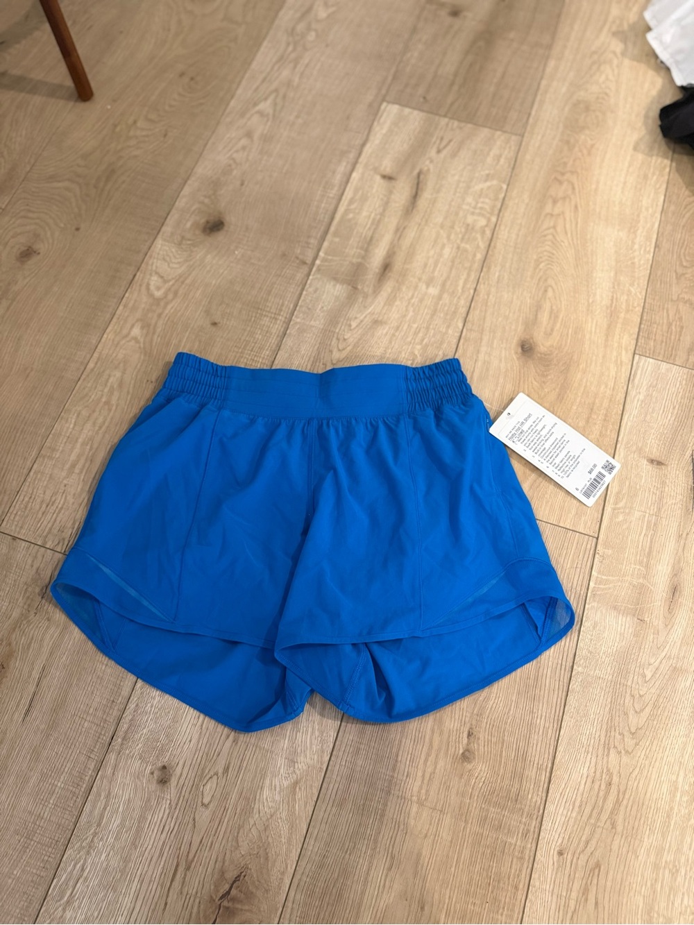Lululemon blue hotty hot short 4”